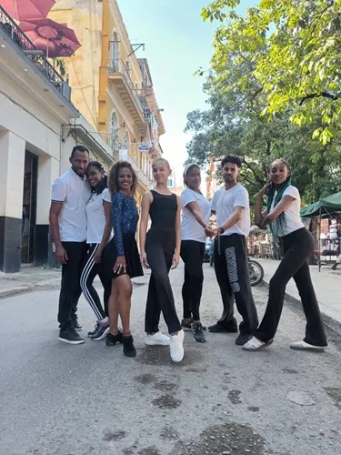 Les prof de Cuba Se Baila