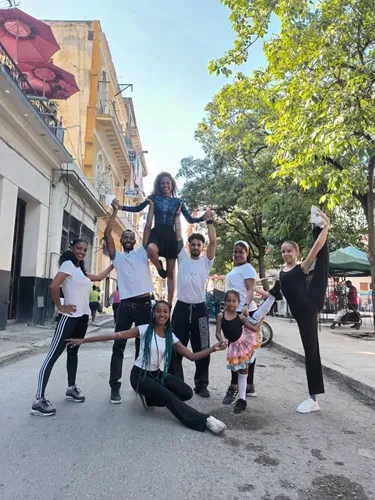 Prof de Cuba Se Baila